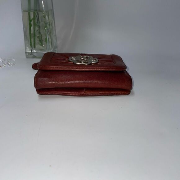 Mischa Barton Soft Leather Compact Wallet - Picture 5 of 9